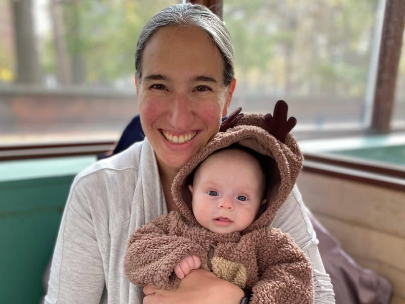 Christina Roberto y su hija Charlotte, quien ahora tiene 2 años. (Foto cortesía de Christina Roberto)