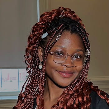 Headshot of Mariam Olagoke