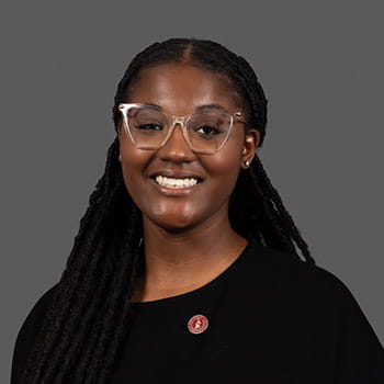 Headshot of Nia Burks