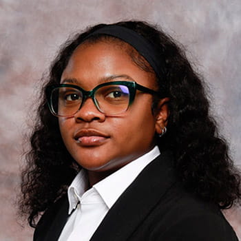 Headshot of Renelle Lynch