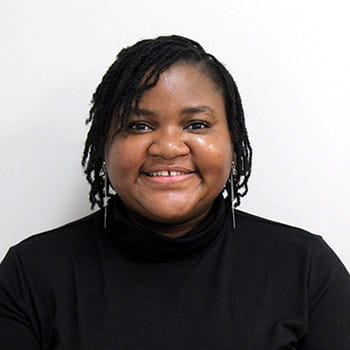 Headshot of Yvette Foby