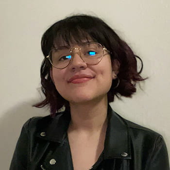 Headshot of Alexandra Deras Diaz