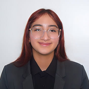 Headshot of Fabiana Arcila