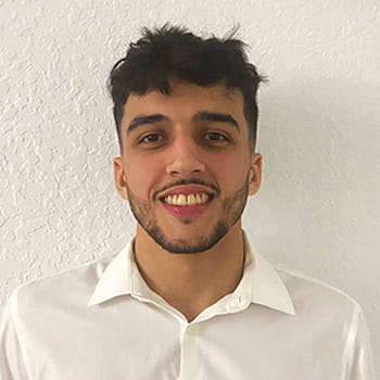 Headshot of Samuel Zapantis