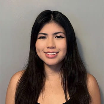 Headshot of Valerie Dutan Molina