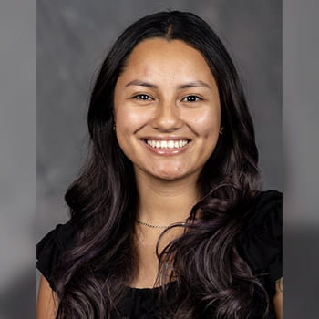 Headshot of Xandra Martinez