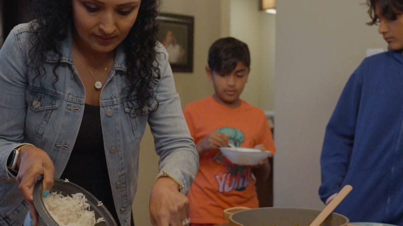 Together Tuesdays: la familia Desai